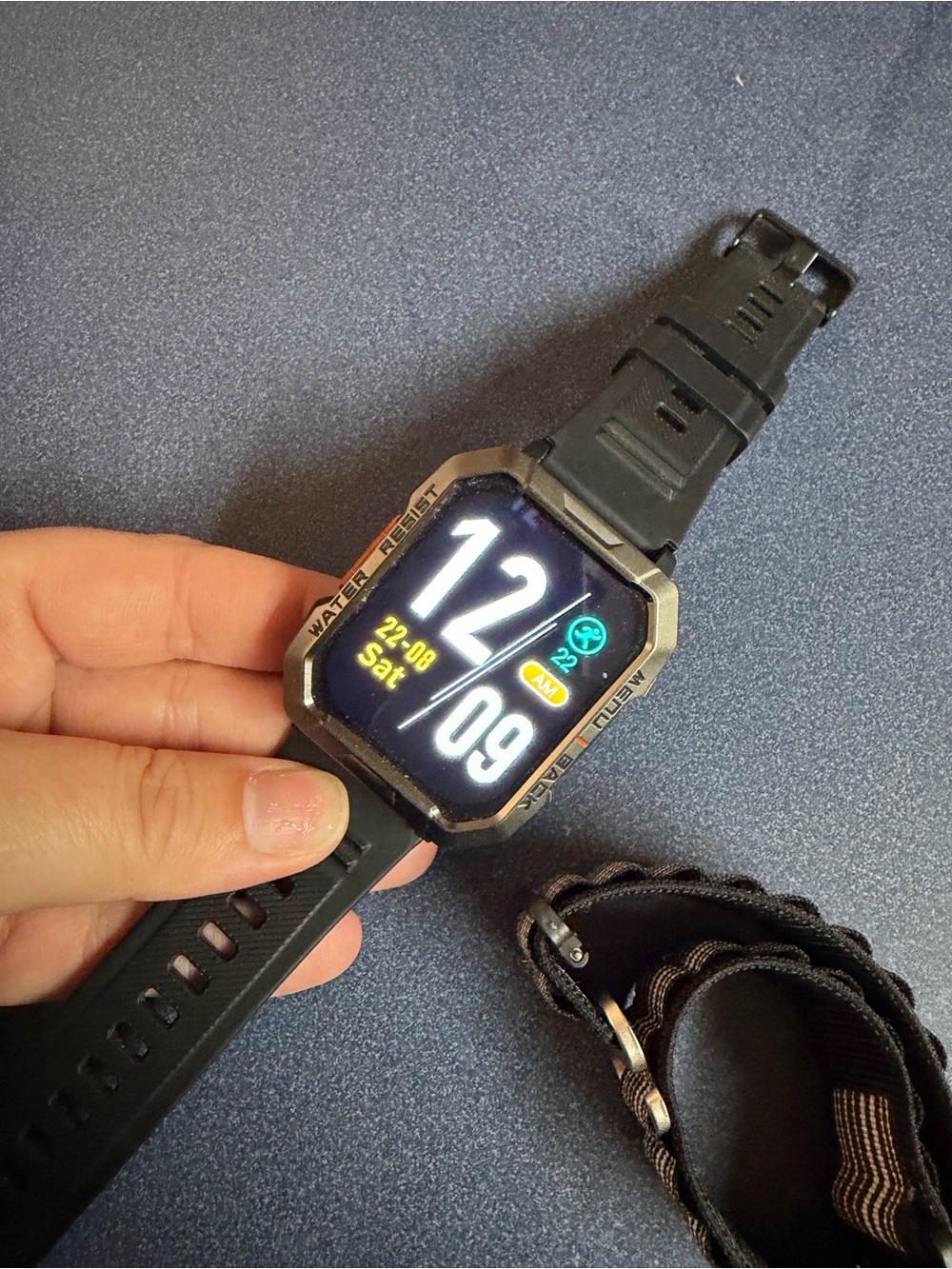 Men’s Smart Watch - Picture 2 of 5